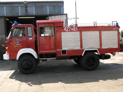 STAR 244 Z WOJSKA Z ZAMONTOWANĄ ZABUDOWĄ POŻARNICZĄ ZE STARA 29.  DZIAŁKO, AUTOPOMPA
