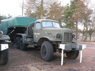 ZIŁ 157 Z NACZĘPĄ DO RAKIET. NAPĘD 10X10, 3 MOSTY CIĄGNIKA+2 MOSTY NACZEPY
