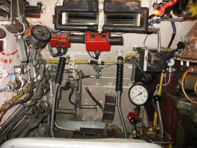 CZOŁG T-55 real foto MIEJSCE KIEROWCY
